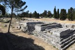 126- J5 (39) autel de Hiéron II, 3°siècle av JC, 198 m sur 22 m, le plus vaste du monde antique