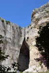 121- J5 (62) L’oreille de Denys, faille en forme d’oreille de satyre de 65 m de haut
