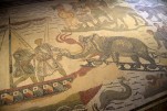 54- J6 (152) chargement d'un éléphant sur une galère