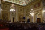 044- J1 (106) salle du parlement